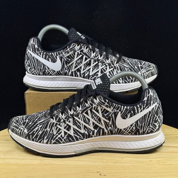 Nike Air Zoom Pegasus Womens Sz 7.5 Sneaker Running Training 806806-001 32 Print - Picture 1 of 10